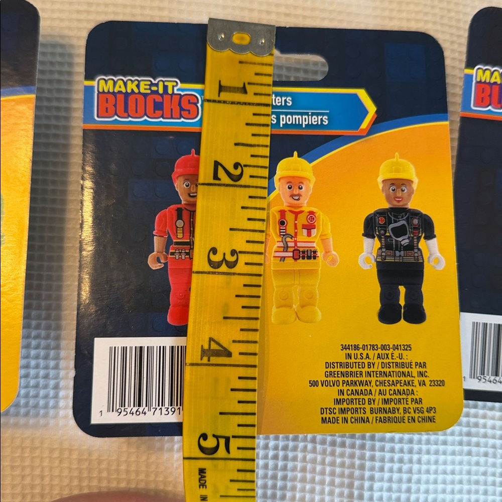 Make it Blocks Construction Set with Figures - Multicolor Bundle - Picture 11 of 11